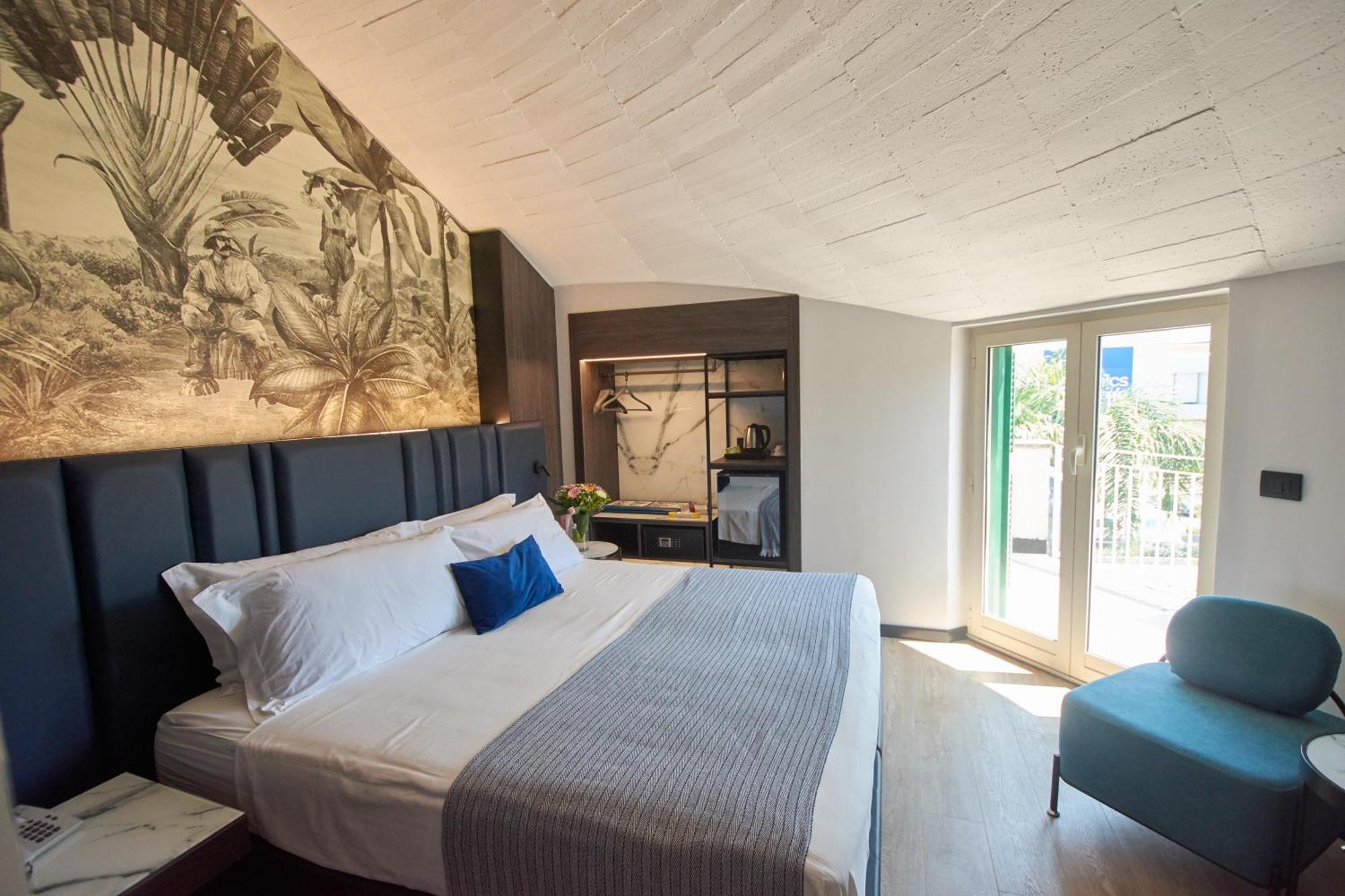 Leonessa 4* Volla (Naples)